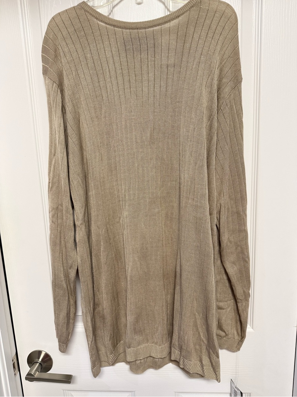 Sag Harbor Women’s Beige Ribbed Crewneck Sweater L
